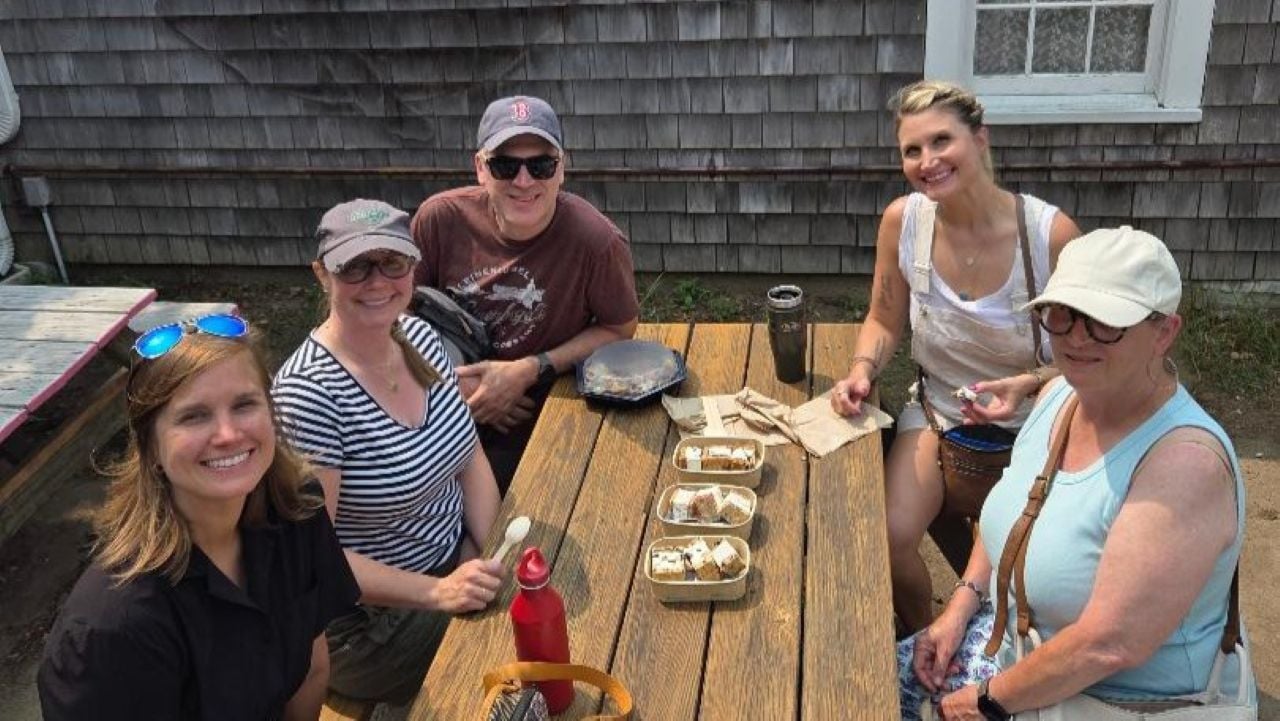 Multi-generation tour group at Buffy's Ice Cream Cafe in Chatham